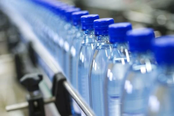 France Sees a 23% Price Increase for Plastic Bottles to $6,060 per Ton