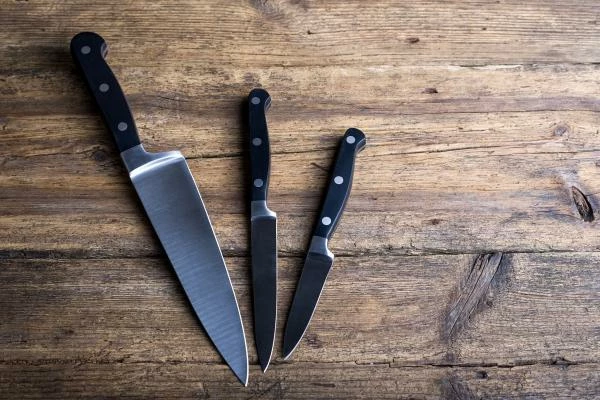 Import of Knives and Scissors in UK Decreases to $110M in 2023